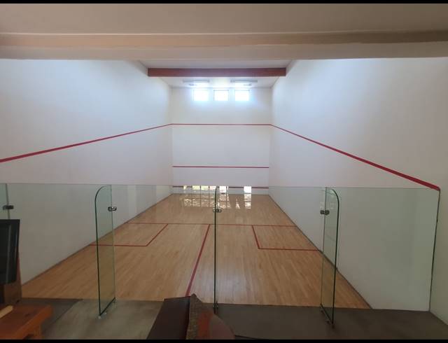 5 BEDROOM HOUSE FOR SALE IN PEBBLE ROCK GOLF VILLAGE